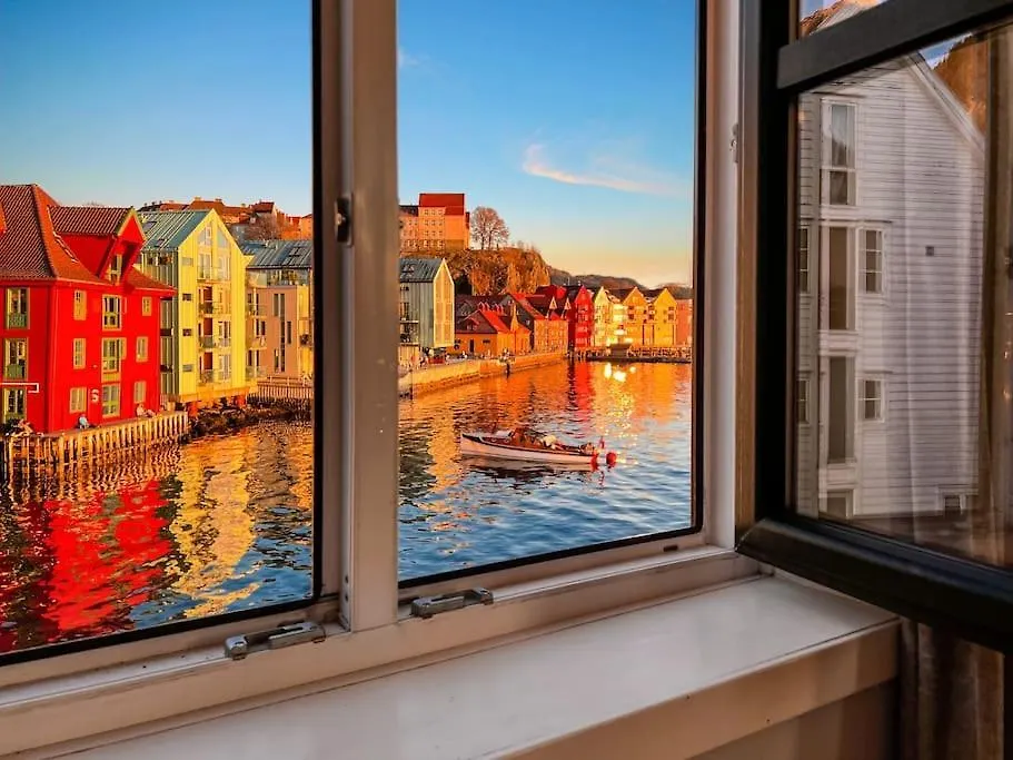 Apartment Seafront Apt. With Elevator And French Balcony Bergen Norway