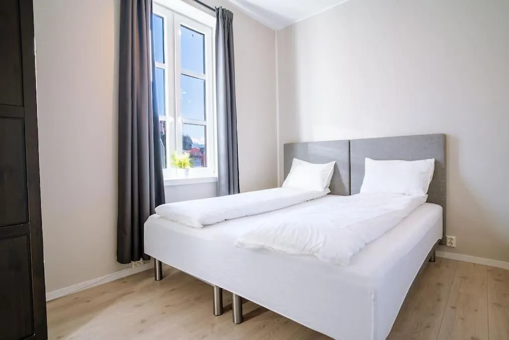 Seafront Apt. With Elevator And French Balcony Bergen Appartement